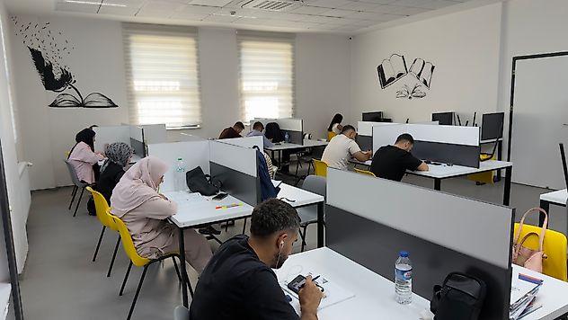 KPSS'ye Hazırlanan Öğrencilerin Tercihi Ahmet Kekeç Semt Kütüphanesi