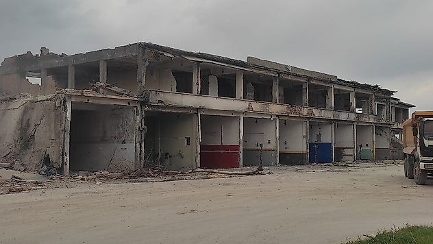 Küçük Sanayi Sitesi'nde dönüşüm süreci yıkımla devam ediyor