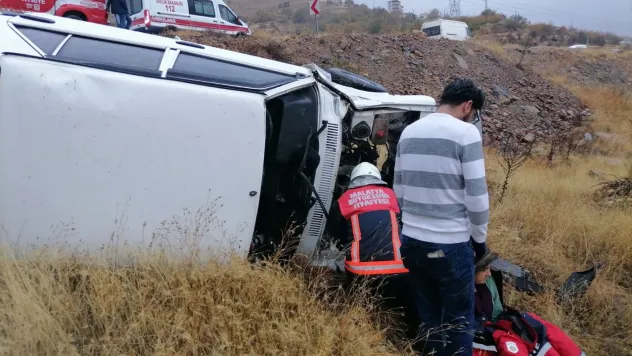Kuluncak karayolu mevkiinde trafik kazası