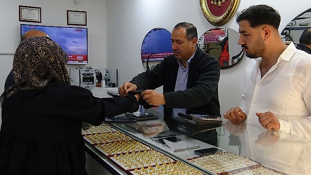 Kuyumculardan vatandaşlara uyarı: Panik yapmayın, piyasa dengeye oturacak