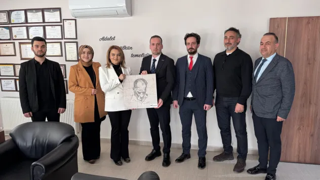 Maginder, Avukatlar Günü'nde Hukuk Mücadelesinin Kahramanlarını Unutmadı