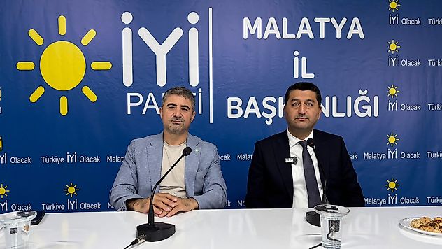 Mahmut Boyraz'dan İYİ Parti'ye Ziyaret: 'Malatya İçin Ortak Akılla Hareket Edeceğiz'