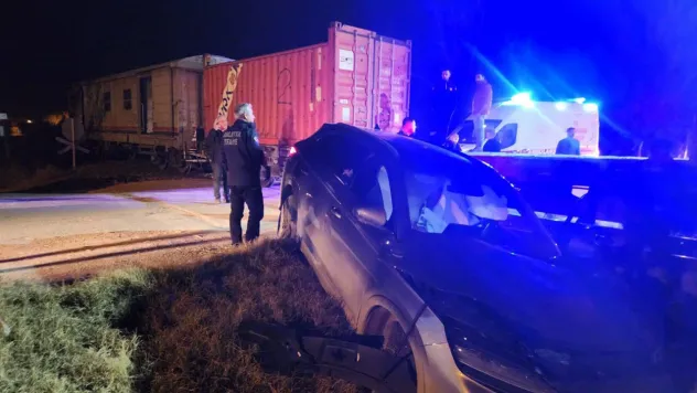 Malatya Battalgazi'de Yük Treni Otomobile Çarptı: 5 Yaralı