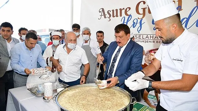 Malatya Büyükşehir Belediyesi Aşure Programı Düzenledi