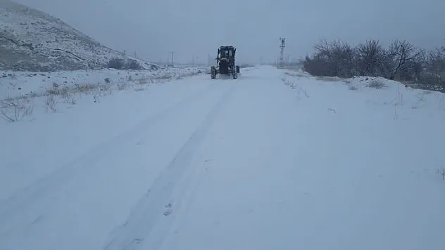 Malatya Büyükşehir Belediyesi, Karla Mücadele Çalışmalarına Devam Ediyor