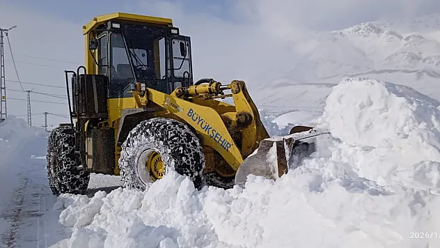 Malatya Büyükşehir Belediyesi Kar Mesaisine devam ediyor