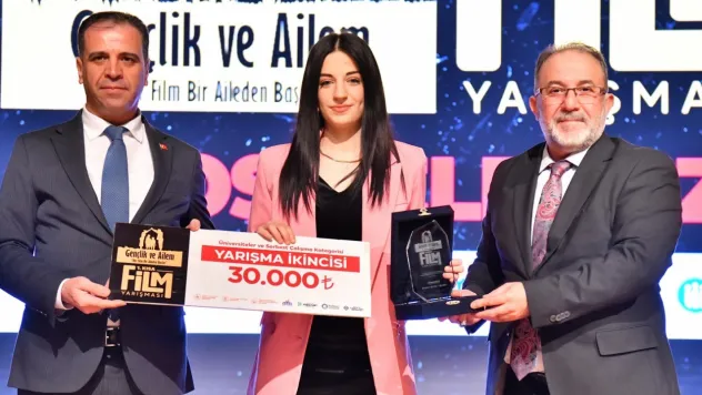Malatya'da Aile ve Gençlik Temalı Kısa Filmler Ödüllerle Taçlandı