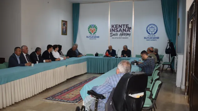 Malatya'da Alevilik Üzerine Akademik Söyleşi: Toplumsal Önyargılara Dikkat Çekildi