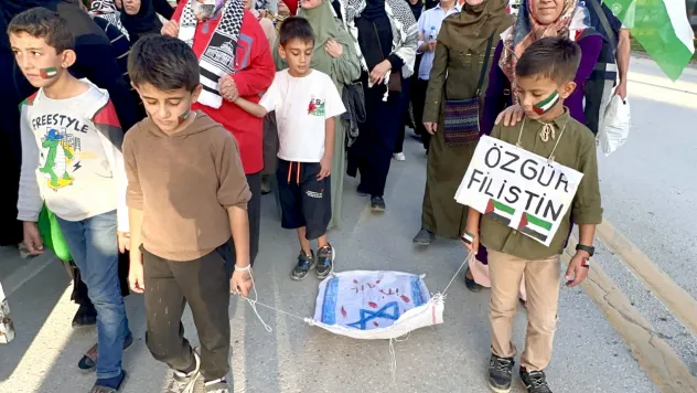 Malatya'da Filistin Halkıyla Dayanışma Yürüyüşü