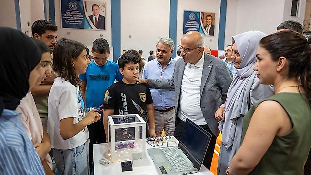 Malatya'da Gençler Bilim ve Teknolojiyle Geleceğe Hazırlanıyor