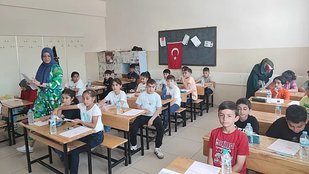 Malatya'da hafızlık kabul sınavına yoğun katılım