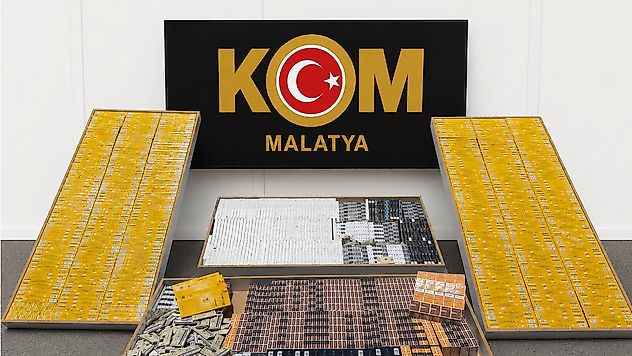 Malatya'da Kaçak Sigara Operasyonu: 7 Bin 330 Paket Ele Geçirildi