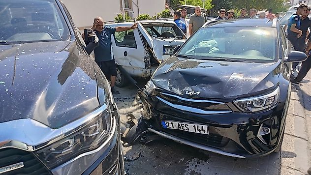 Malatya'da Kaza: Savrulan Araç 4 Araca Çarptı