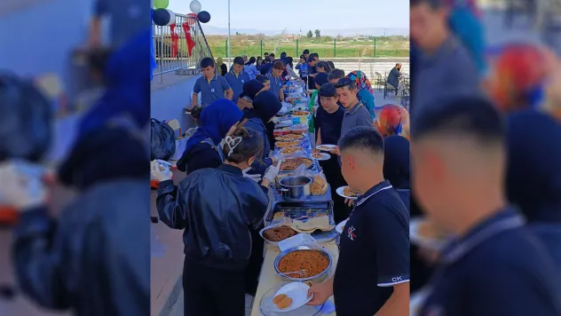 Malatya'da liseli öğrencilerden Gazze'ye anlamlı destek