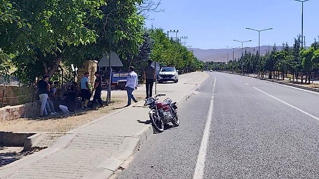 Malatya'da motosiklet ile çapa motoru çarpıştı: 1 yaralı