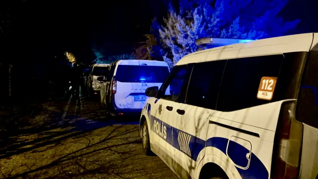 Malatya'da Ruhsatsız Tabanca Kazası: Genç Kız Ayağından Vuruldu