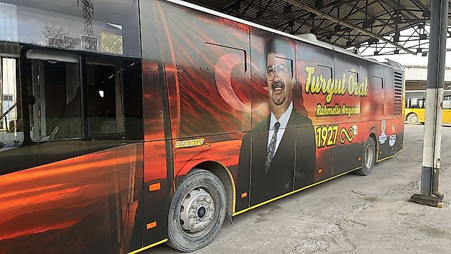 Malatya'da Turgut Özal İçin Anlamlı Vefa: Özel Otobüs Yollara Çıkıyor