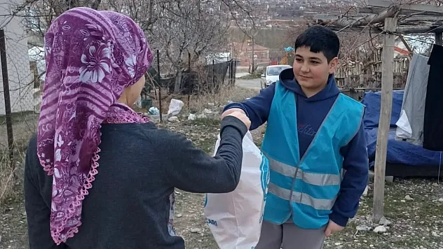 Malatya'da 'Tuz-Ekmek Hakkı' Geleneği İftar Sofrasında Yaşatıldı