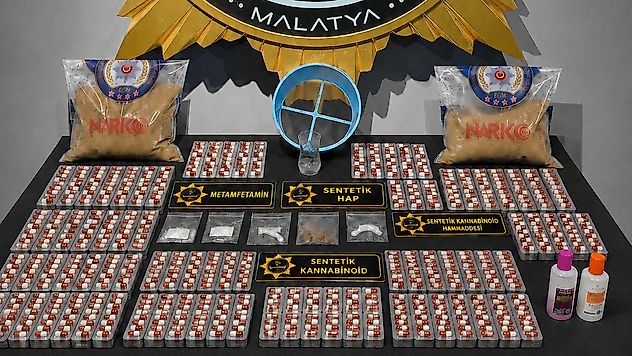 Malatya'da Uyuşturucu Operasyonu: Binlerce Sentetik Hap Ele Geçirildi