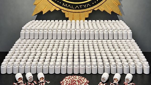 Malatya'da Uyuşturucu Operasyonu: 46 Bin 189 Hap Ele Geçirildi