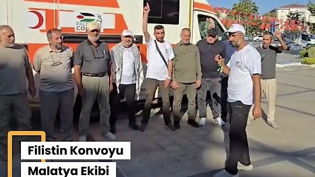 Malatya'dan Filistin Konvoyuna Katılacak 9 Kişi Dualarla Uğurlandı
