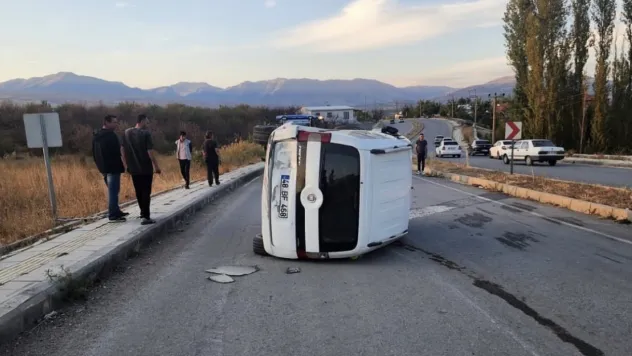 Malatya Doğanşehir'de Trafik Kazası: 3 Yaralı