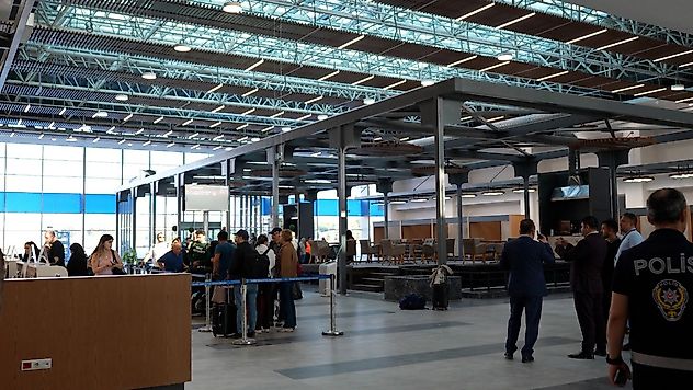 Malatya Havalimanı'nda Yeni Dönem: Yeni Terminal İlk Yolcularını Ağırladı
