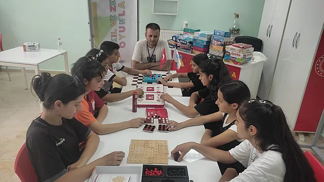 Malatya Oryantiring Sporcuları Ve Hakemleri Akıl Ve Zeka Oyunlarında Buluştu.