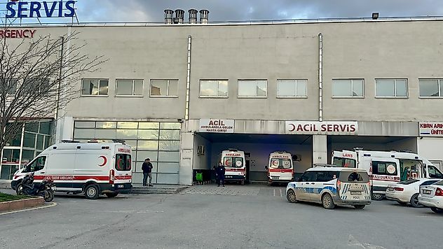 Malatya Park AVM Yakınında Bıçaklı Kavga: 2 Yaralı