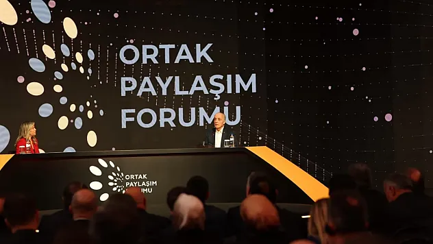 Memur emeklisine yüzde 50, işçi emeklisine yüzde 30 zam yapılıyor. Bu da doğru değil