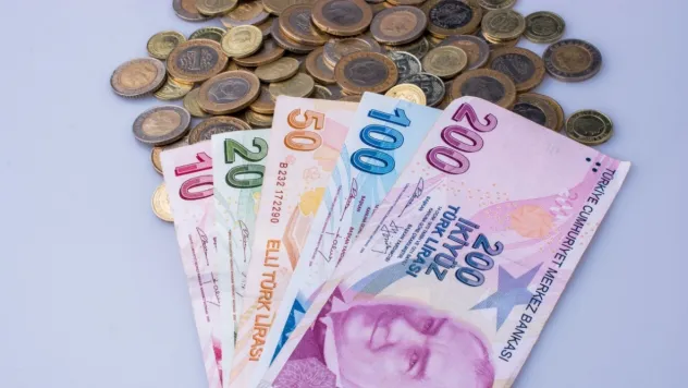 Memur maaşlarından sonra gözler asgari ücrette: Tahminler masaya yatırıldı