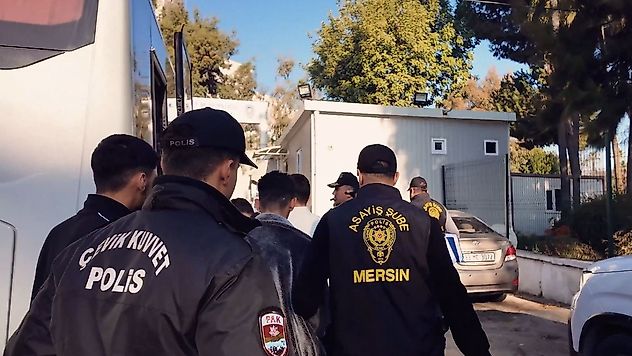 Mersin'de Yenişehir Belediyesine yönelik soruşturmada 12 kişi tutuklandı