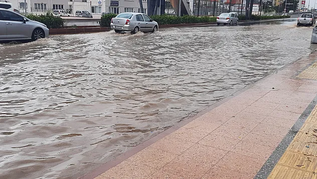 Meteoroloji'den kar, sağanak ve çığ uyarısı