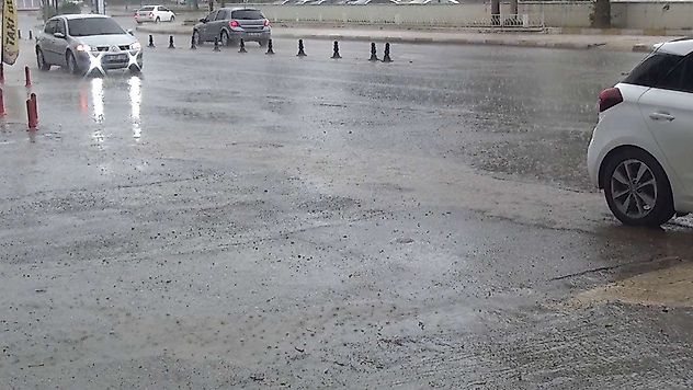 Meteoroloji'den sağanak uyarısı: Çok sayıda ilde gök gürültülü yağış bekleniyor