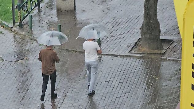 Meteoroloji Uyardı: Kuvvetli Yağış ve Şiddetli Rüzgâr Geliyor