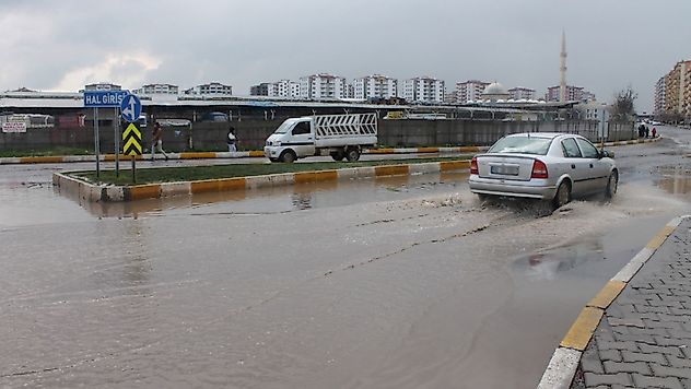 Meteoroloji uyardı: Yağış geliyor, Doğu'da çığ tehlikesi var
