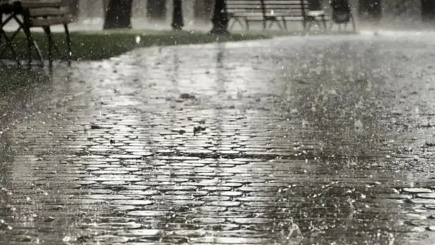 Meteorolojiden 3 kente sel ve su baskını uyarısı