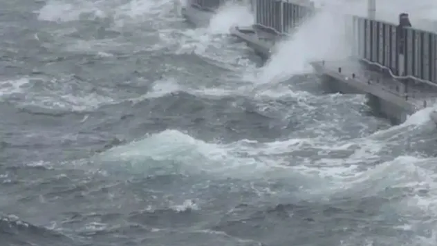 Meteorolojiden Ege Bölgesi için kuvvetli fırtına uyarısı