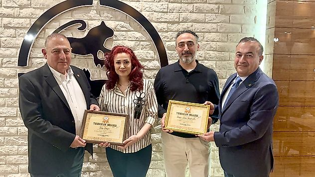 MEV Bursiyer Sayısını 2 Bin 350'ye Çıkardı