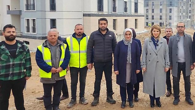 Milletvekili Ölmeztoprak Afet Konutlarını İnceledi