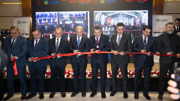 Milli Eğitim Bakanı Yusuf Tekin Malatya'da 6 Spor Tesisi ve 1 Eğitim Merkezini Hizmete Açtı