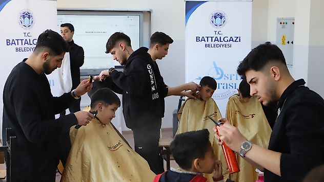 Miniklere Bayram Hediyesi: Ücretsiz Tıraş Etkinliği