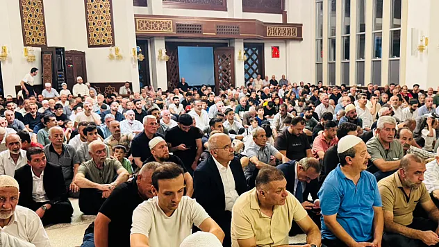 Müftü Dolu: Güzel Ahlak Toplumda Huzur ve Kardeşliğin Temelidir
