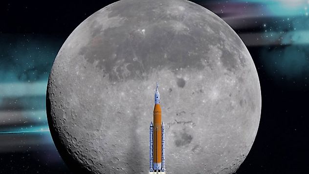 NASA, 54 yıl sonra Ay'a insanlı uçuş başlattı