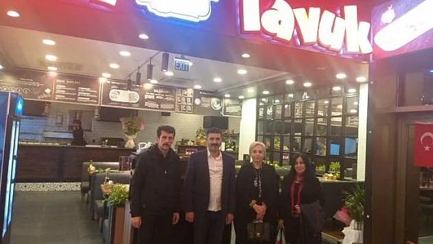 Nefis tatlar 'Tavada Tavuk'