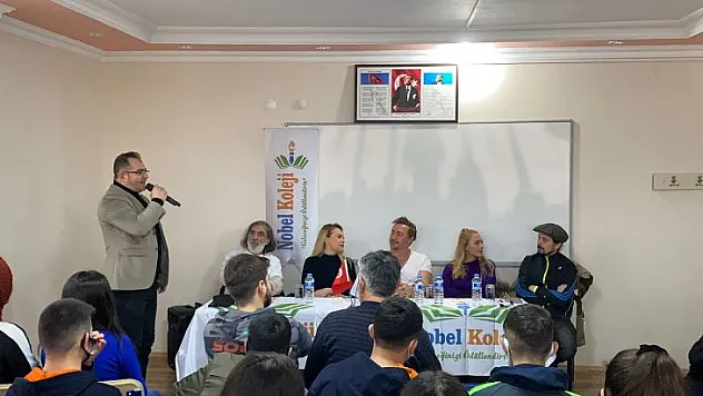 Nobel Koleji ev sahipliği'nde Söyleşi Gerçekleştirdiler
