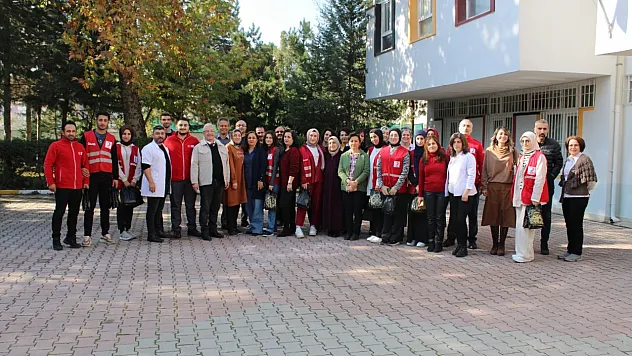 Öğretmemlerimize Kızılay Yeşilyurt Şubesinden Kutlama