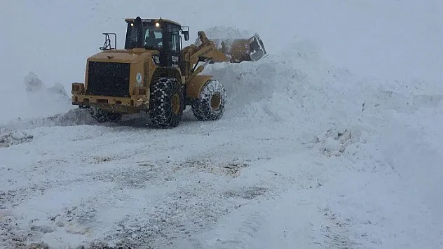 Öğretmenlerin Sağlık Durumları Yerinde, Yol Trafiğe Açıldı