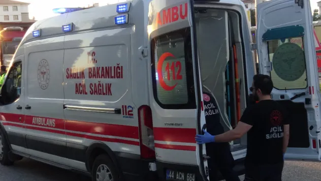 Otomobilin çarptığı yaya yaralandı