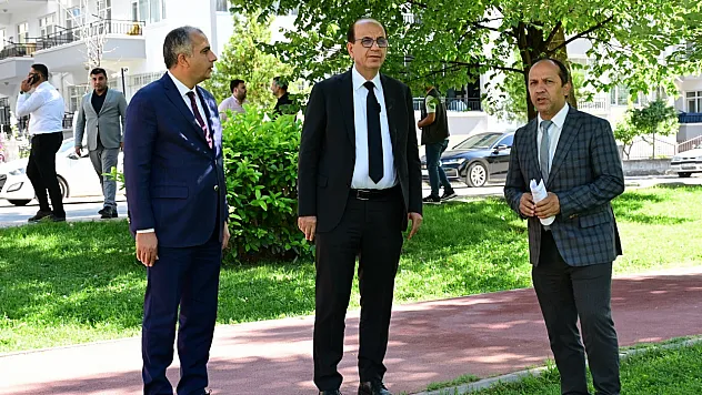 Parklarımızı Sürekli Yenileyip, Güzelleştiriyoruz